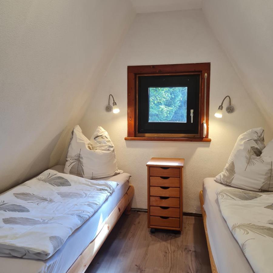 Wanderhuette Zum Bernhardsthal Villa Exterior foto